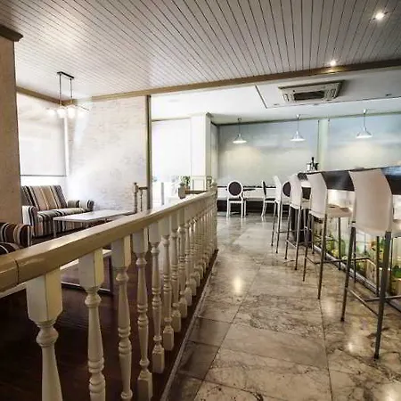 Royal Life Apartment